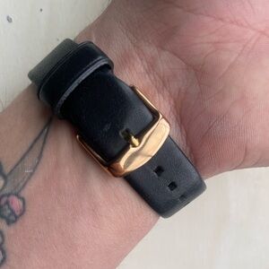 38/40mm S/M Leather Apple Watch -Black